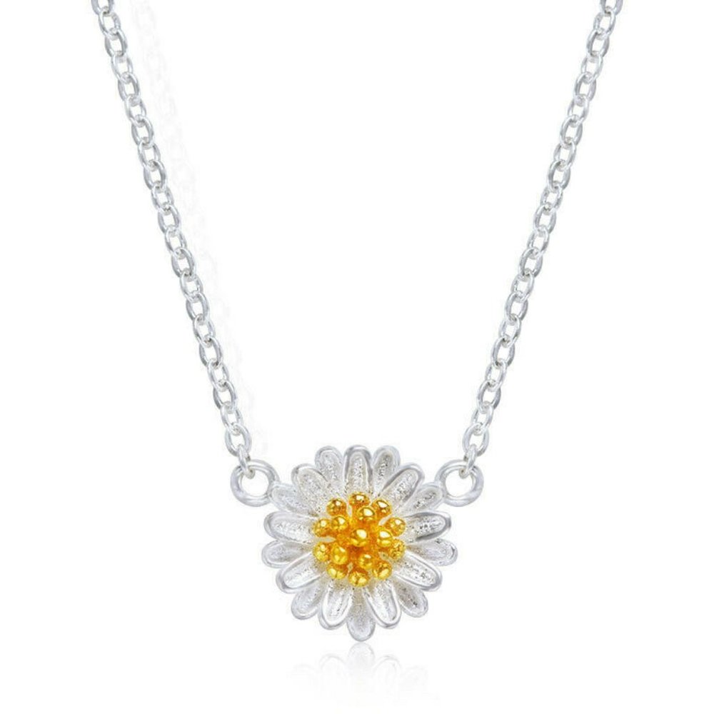 Daisy Flower Silver Tone Necklace and Earrings